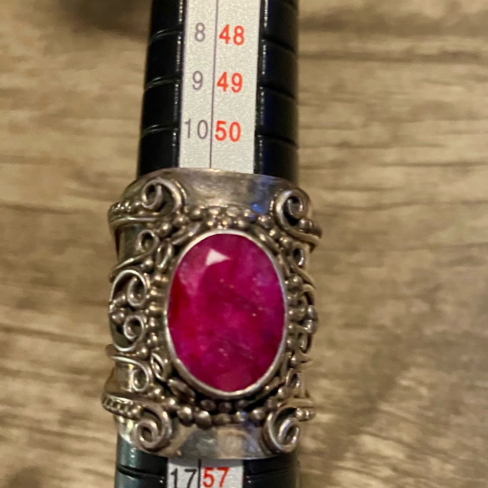Elegant extra Wide Silver Band stamped “India 925 “Ruby Gemstone Ring - Picture 1 of 6